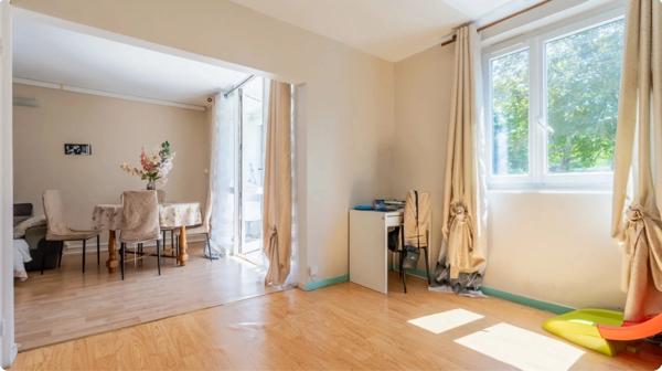 Appartement à vendre T 4 pièces CLICHY SOUS BOIS (93)