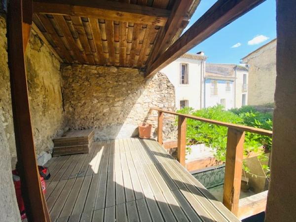 Maison de village 6 pièces, 2 terrasses, 2 caves