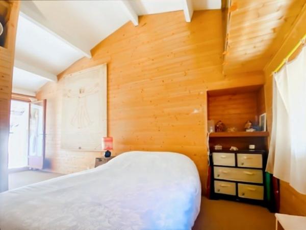 Maison de village 6 pièces, 2 terrasses, 2 caves