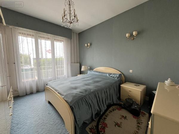 Maison à vendre à Connerré dans la Sarthe (72160), ref : 72033-342