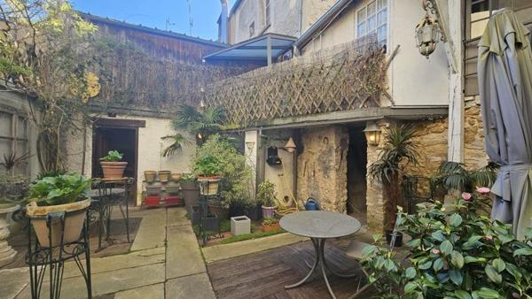 Maison à vendre |  Vétheuil |  18 pièces | 495 m²