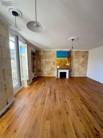 Duplex à vendre à Bordeaux en Gironde (33000), ref : 33010/115   
Triangle