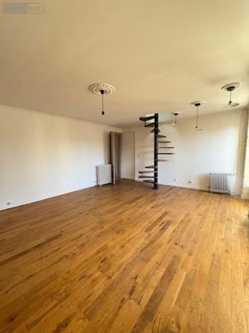 Duplex à vendre à Bordeaux en Gironde (33000), ref : 33010/115   
Triangle