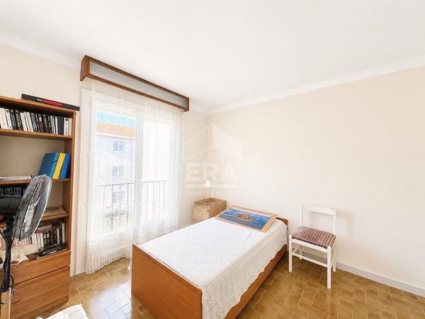A vendre - Perpignan - Clos Banet - Villa 3 faces - Jardin et garage