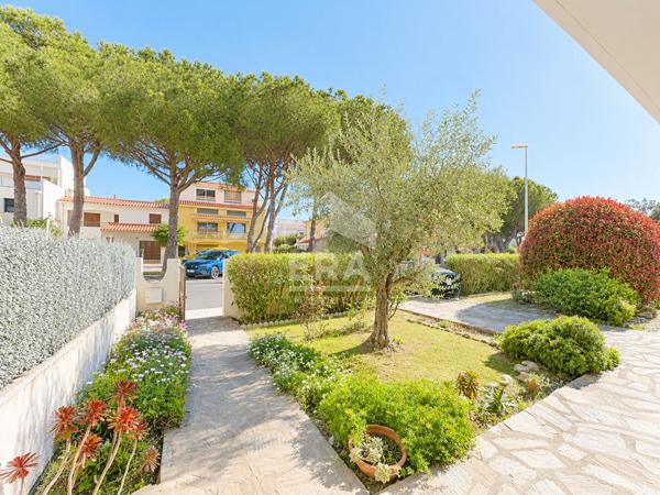A vendre - Perpignan - Clos Banet - Villa 3 faces - Jardin et garage