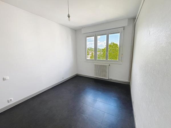 Appartement Brive La Gaillarde 2 pièces 45 m2-balcon-cave-proche centre ville