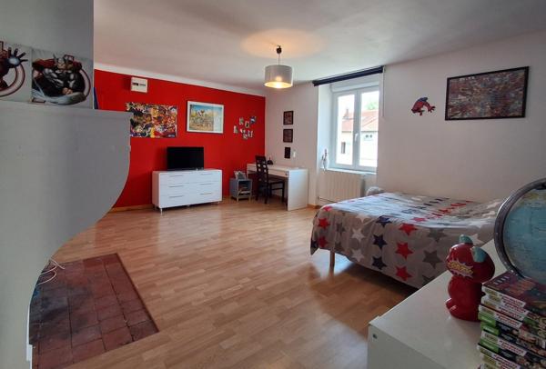 Maison à vendre 11 pièces VANDIERES (54)