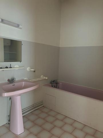 Appartement T2 avec pièce annexe - Mareuil-en-Périgord