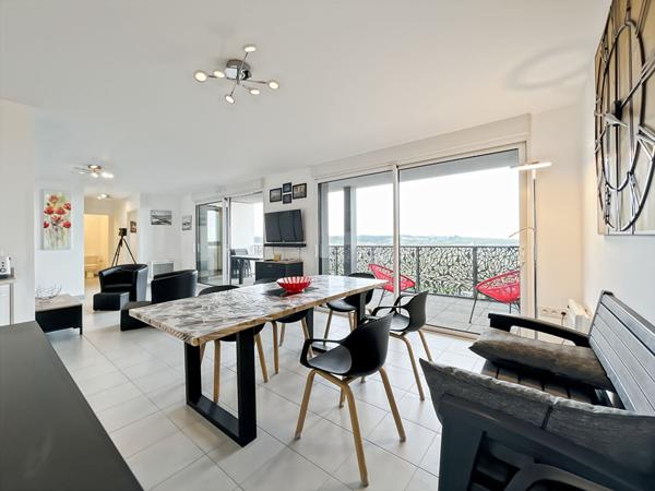 Appartement 3 pièce(s) 87.4 m2