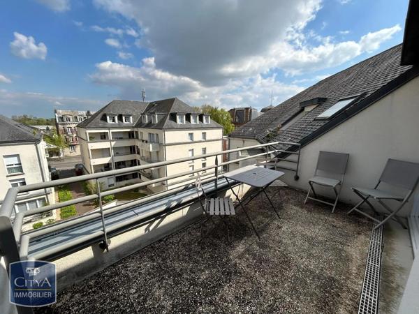 Appartement à louer 2 pièces 53.52m² Saint-Quentin (02100)