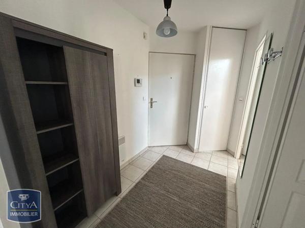 Appartement à louer 2 pièces 53.52m² Saint-Quentin (02100)