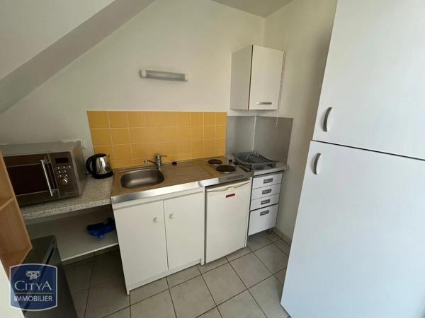 Appartement à louer 2 pièces 53.52m² Saint-Quentin (02100)