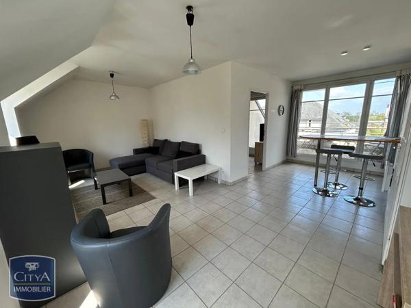 Appartement à louer 2 pièces 53.52m² Saint-Quentin (02100)