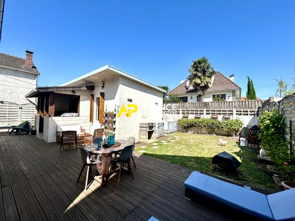 Bezons Maison 4 pièce(s) 95 m2 €418 000 ** - Référence 4387