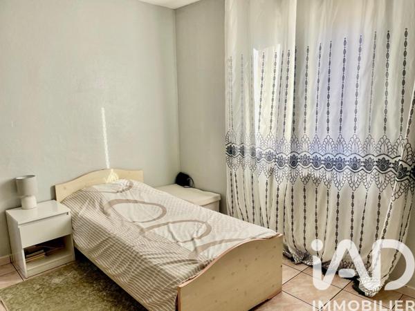 Maison à vendre 7 pièces 133 m² Arles