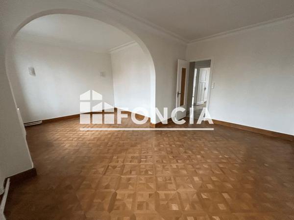 Location Appartement 3 pièces 84.84 m² - 72 BOULEVARD AMBROISE PARE Lyon 69008