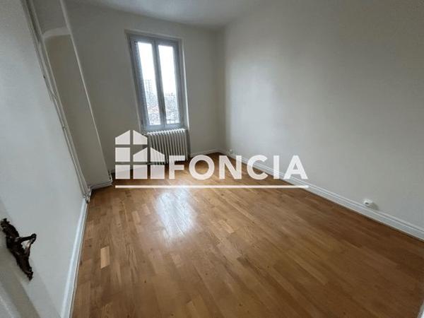 Location Appartement 3 pièces 84.84 m² - 72 BOULEVARD AMBROISE PARE Lyon 69008