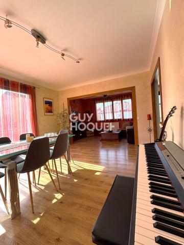 MAISON À VENDRE DE 4 PIÈCES DE 146,00 M²