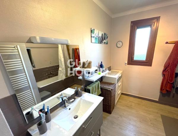 MAISON À VENDRE DE 4 PIÈCES DE 146,00 M²
