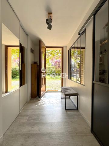 MAISON À VENDRE DE 4 PIÈCES DE 146,00 M²