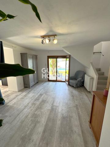 MAISON À VENDRE DE 4 PIÈCES DE 146,00 M²