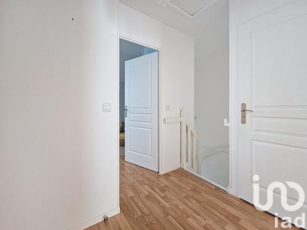 Maison 4 pièces de 85 m² à Pringy (77310)