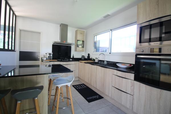 Baziège (31450) Villa T5 coup de cœur avec vue sur les Pyrénées