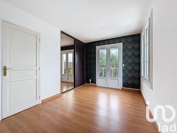 Maison 8 pièces de 153 m² à Saint-Chéron (91530)
