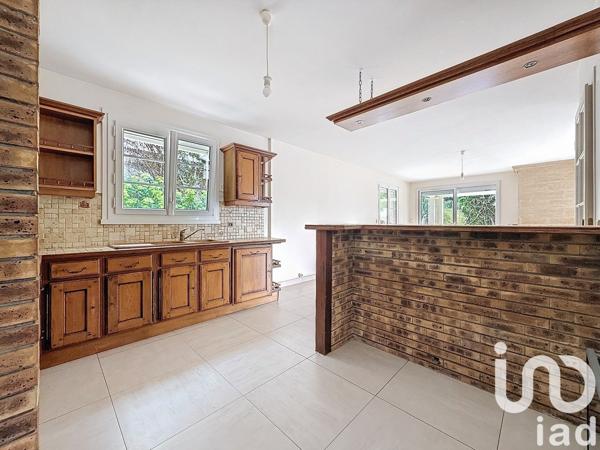 Maison 8 pièces de 153 m² à Saint-Chéron (91530)