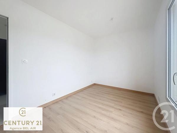 Maison à vendre  6 pièces - 102,55 m 2   PENESTIN  - 56