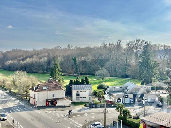 Appartement à vendre  4 pièces - 70 m2 BILLERE - 64