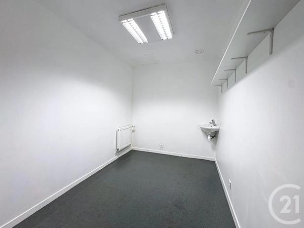 Immeuble à vendre  913 m 2   BREST  - 29