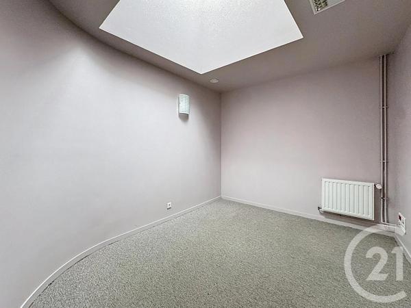 Immeuble à vendre  913 m 2   BREST  - 29