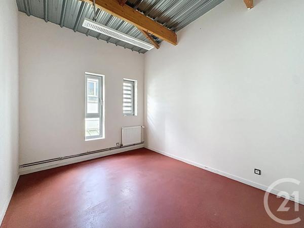 Immeuble à vendre  913 m 2   BREST  - 29