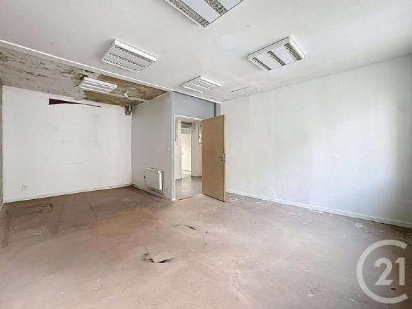 Immeuble à vendre  913 m 2   BREST  - 29