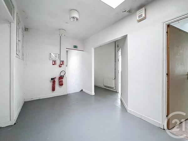 Immeuble à vendre  913 m 2   BREST  - 29