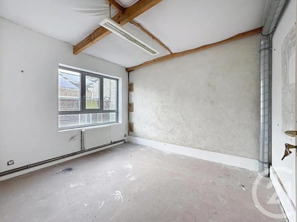 Immeuble à vendre  913 m 2   BREST  - 29