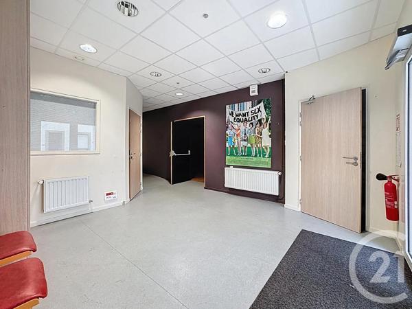 Immeuble à vendre  913 m 2   BREST  - 29