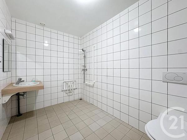 Immeuble à vendre  913 m 2   BREST  - 29