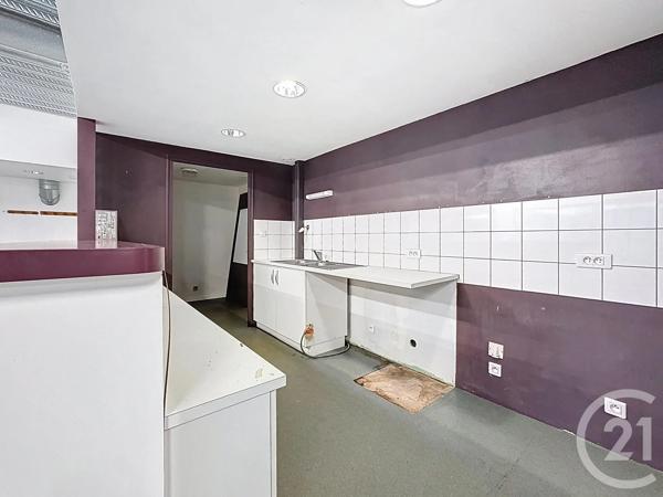 Immeuble à vendre  913 m 2   BREST  - 29