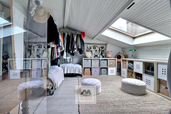 BORDEAUX quartier judaïque - à vendre appartement en duplex avec trois chambres, un bureau et une cave