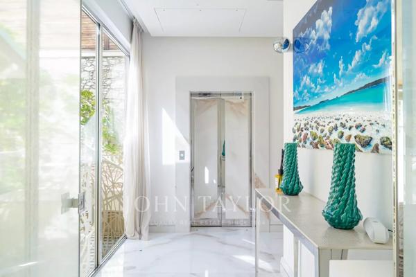 Roquebrune Cap martin - luxueuse Villa 5 chambres - piscine - vue mer panoramique - vaste garage