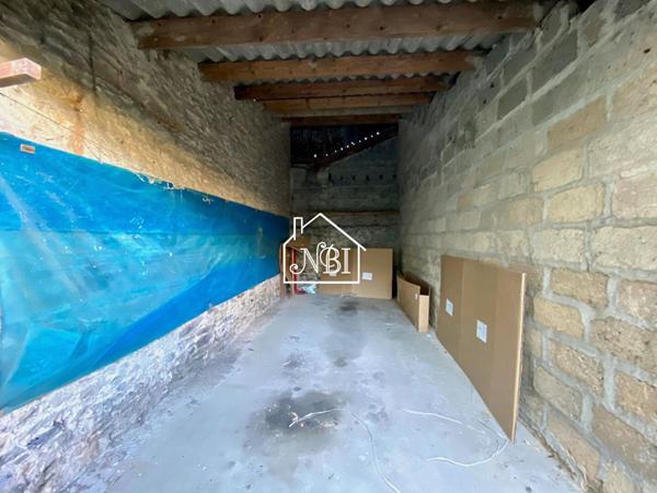 Garage LAVAL hyper centre rive gauche