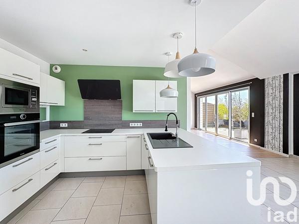 Appartement 5 pièces de 149 m² à GIRMONT (88150)