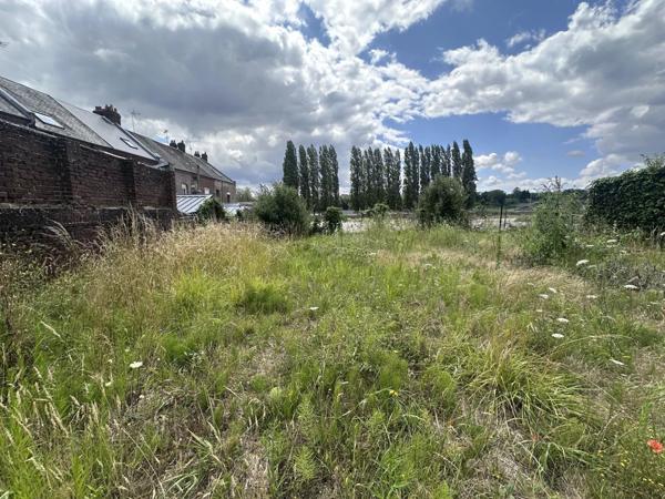 Vente Immeuble 10 pièces 336 m2 à Saint-Quentin