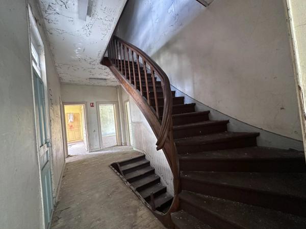 Vente Immeuble 10 pièces 336 m2 à Saint-Quentin