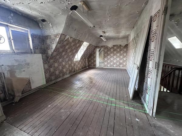 Vente Immeuble 10 pièces 336 m2 à Saint-Quentin