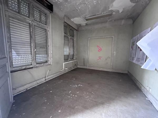 Vente Immeuble 10 pièces 336 m2 à Saint-Quentin