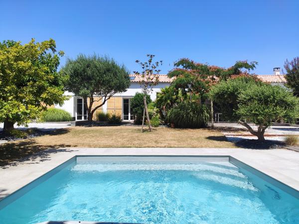 Ancienne grange métamorphosée en maison familiale