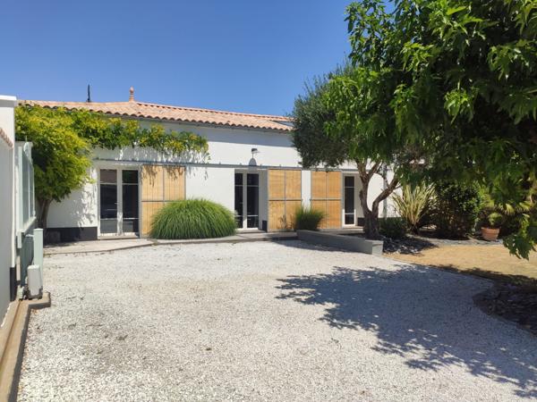 Ancienne grange métamorphosée en maison familiale